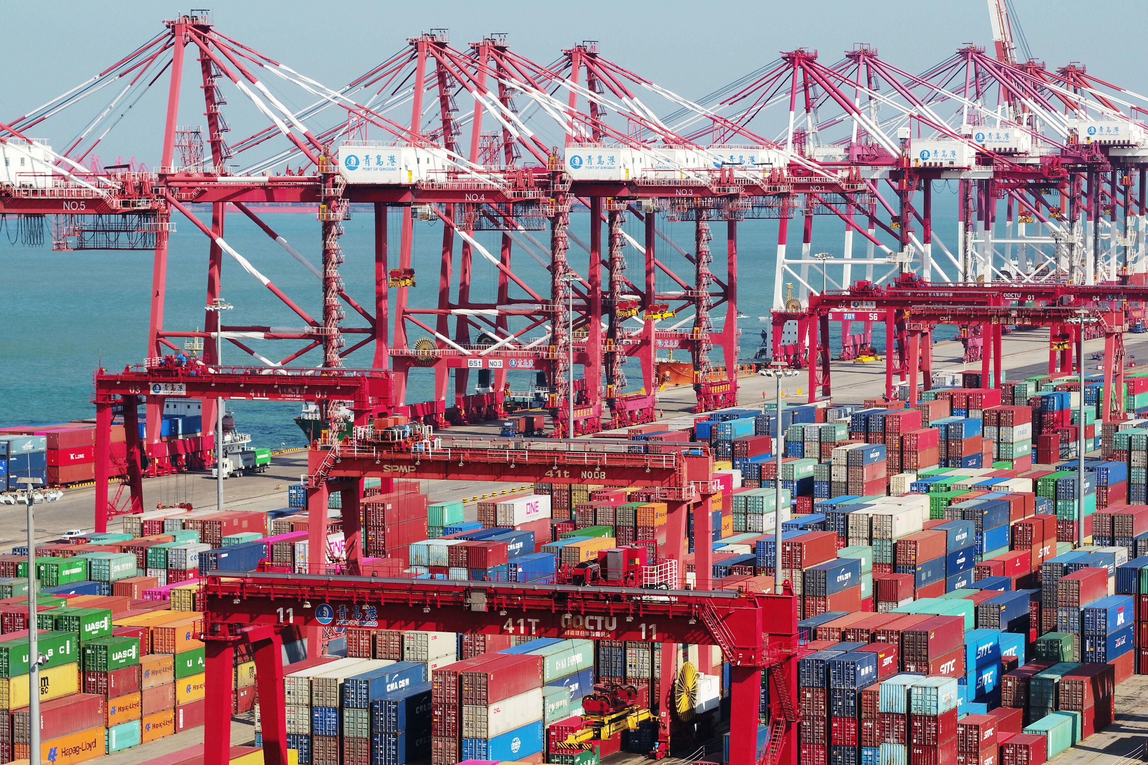 今年前5月中国对美出口微降,进口同比减少1/4,贸易顺差扩大11.9%